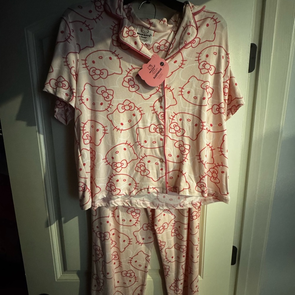 Hello Kitty Pink Sleepwear Set